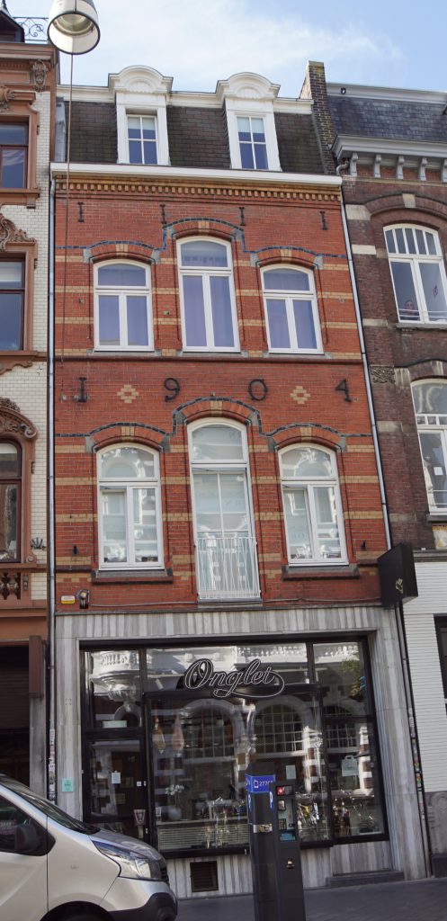 Gevel van Wycker Brugstraat 27 in Maastricht, de locatie van Onglet